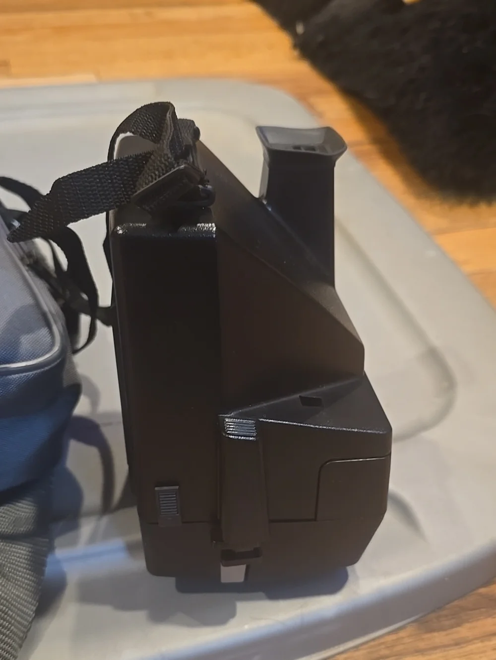 Vintage Sun600 LMS Polaroid Camera